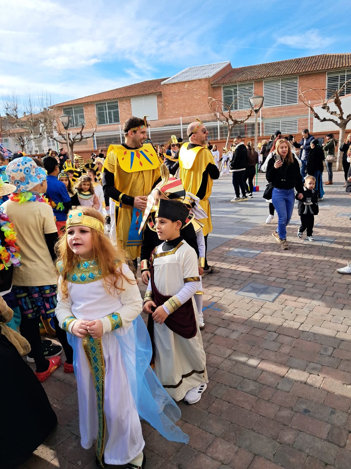 640264278_1530980772360715_2568617414924196132_n - copia